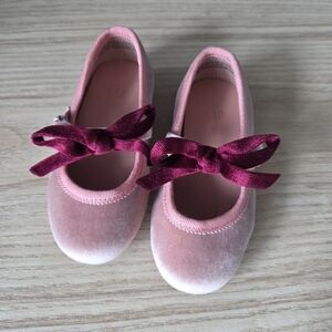 GAP Toddler Velvet Bow Mary Jane Flats